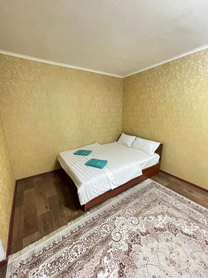 Квартира Рядом Арбата, Гоголя 92 Almaty Exterior foto