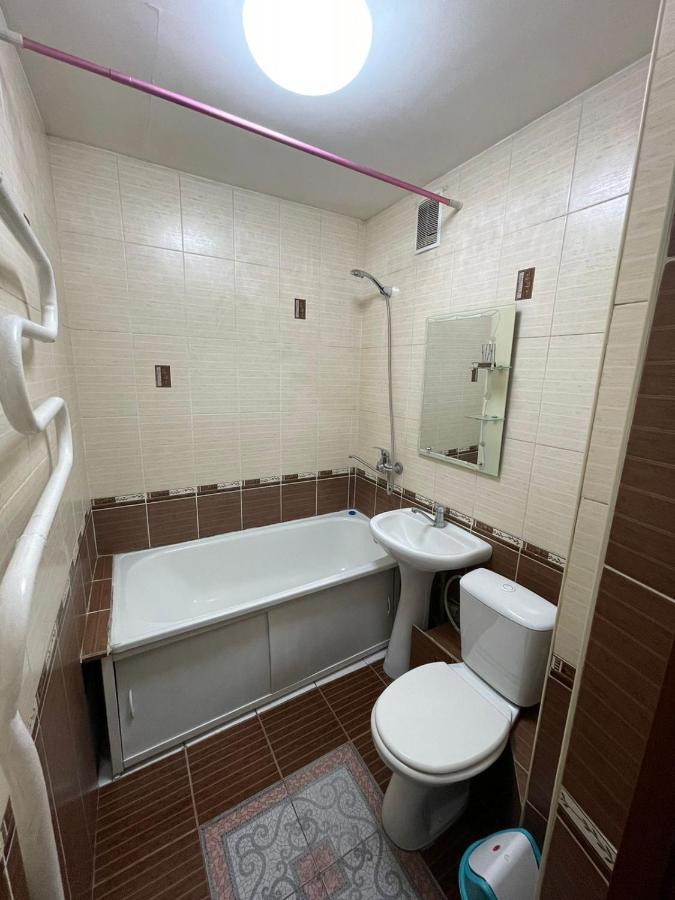 Квартира Рядом Арбата, Гоголя 92 Almaty Exterior foto